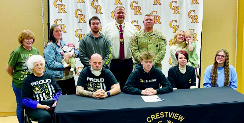 Crestview senior enlists in U.S. Army